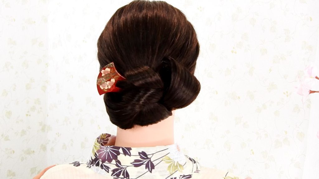 髪型 ロング まとめ髪